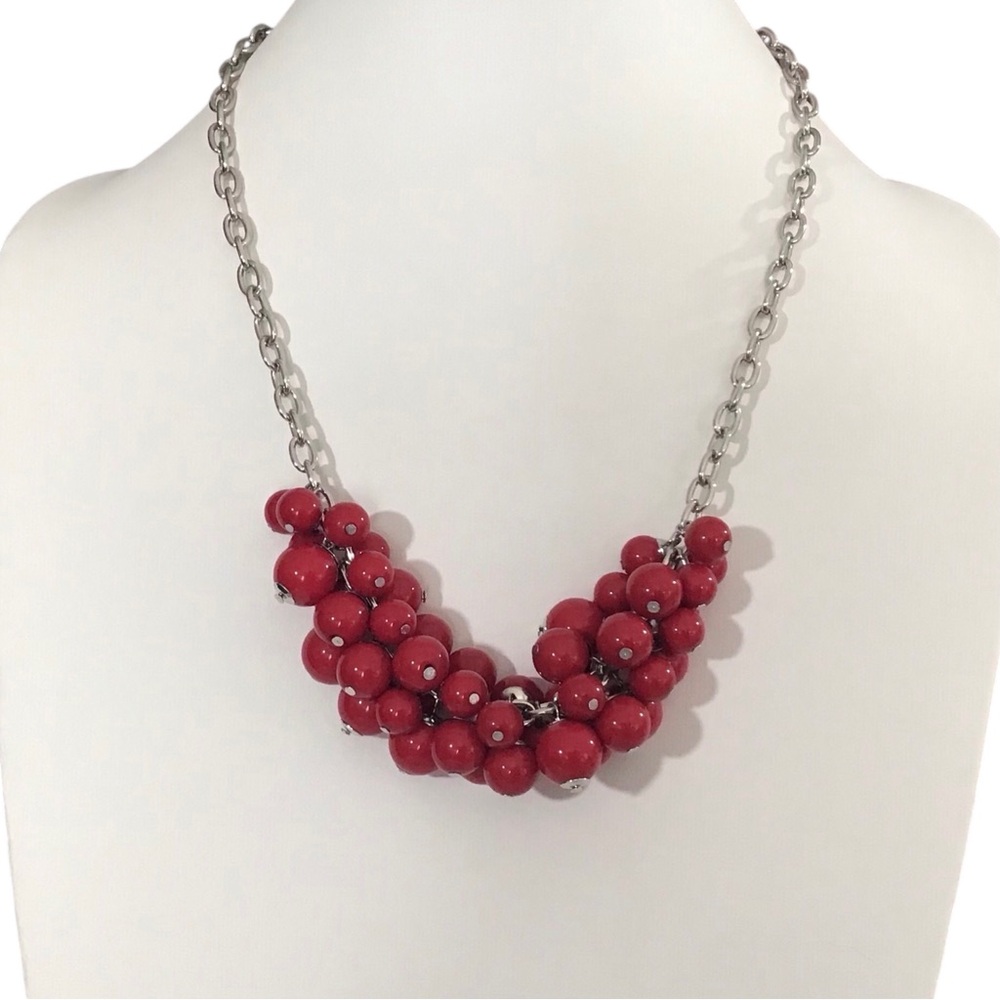 Red Cranberries Cluster Beaded Necklace Silver Tone Chain Fashion Jewelry